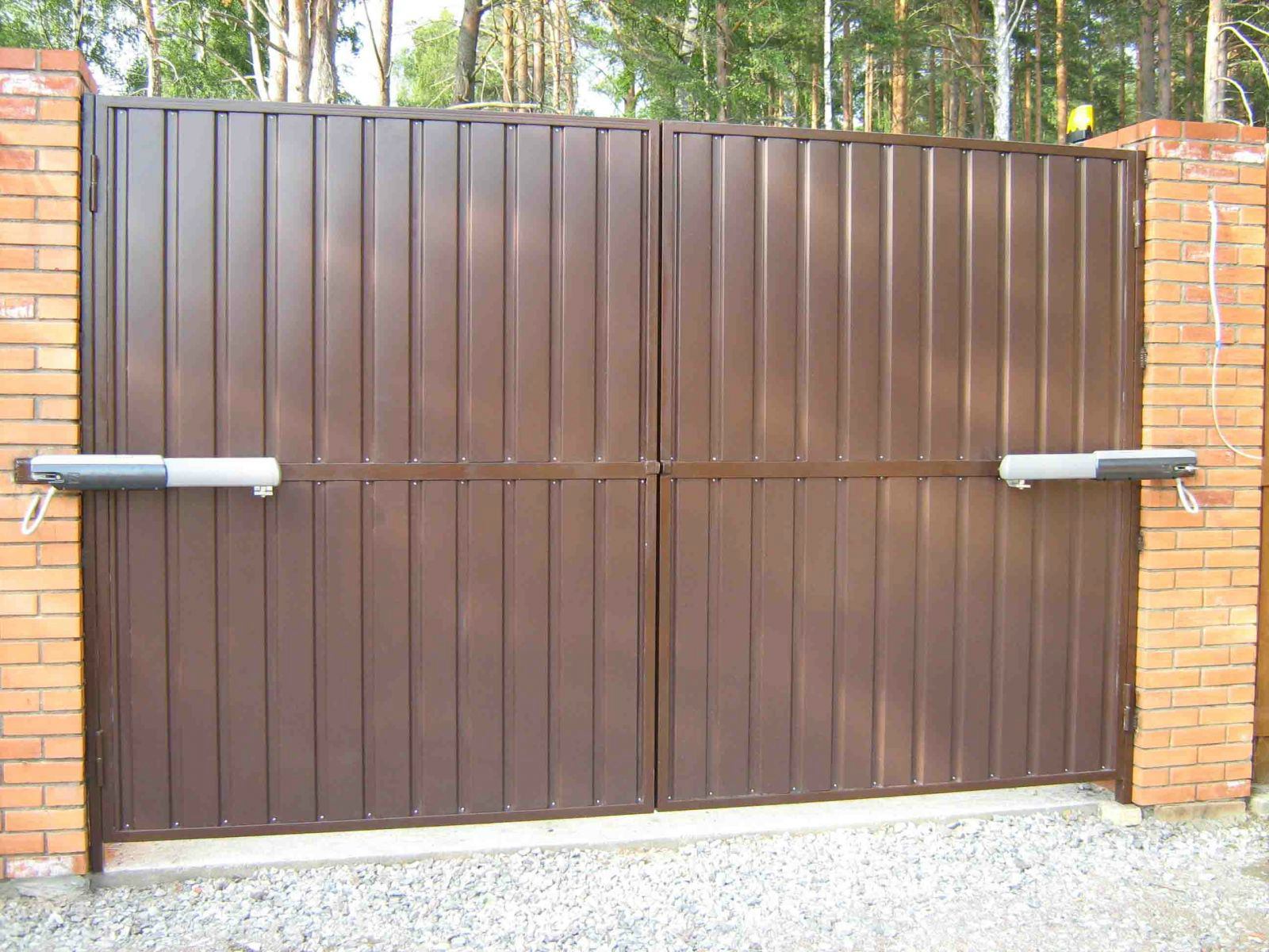 Распашные ворота